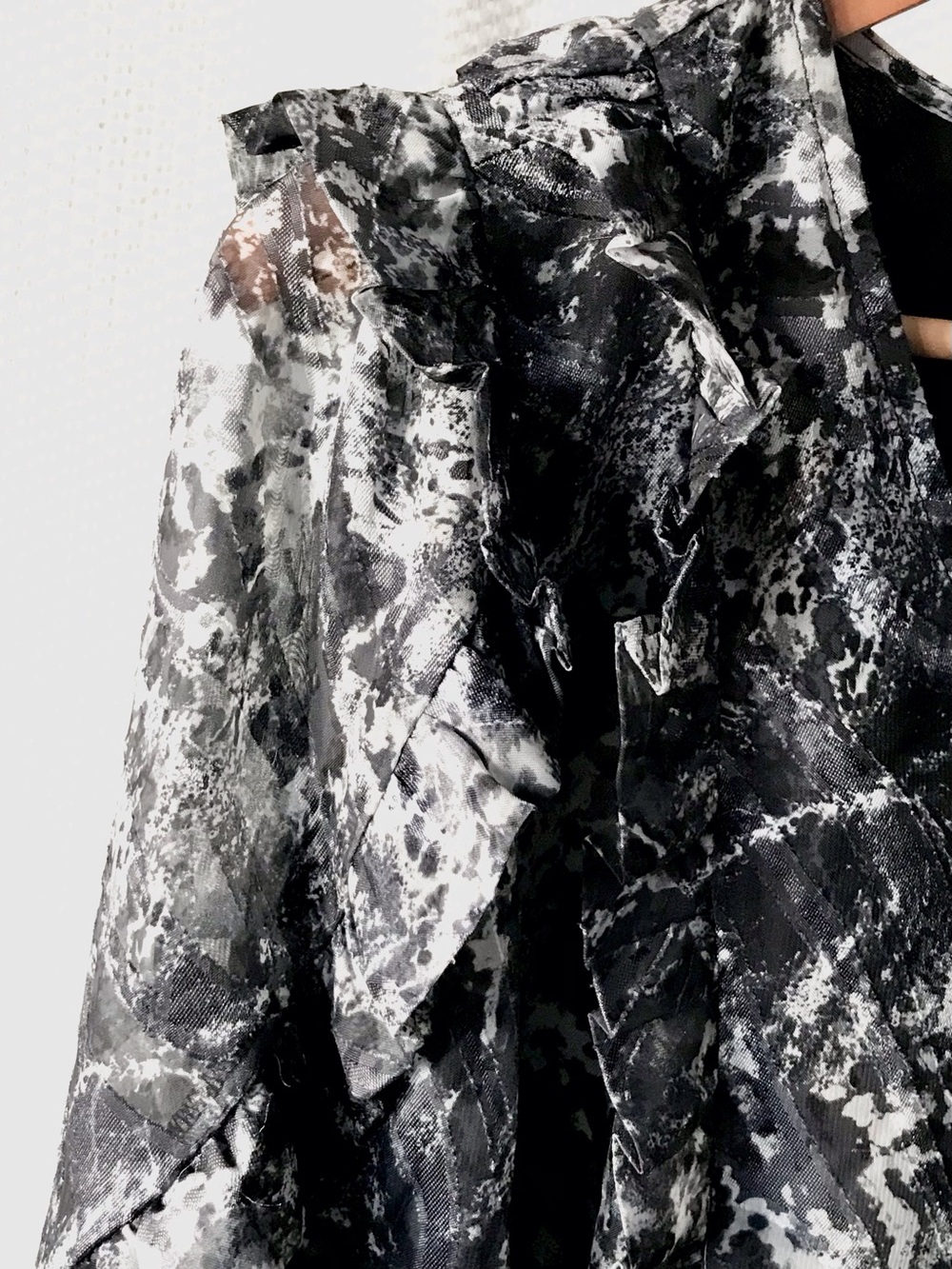 NWT KAFFE Ruffle Cascade V-Neck Semi Sheer Blouse 8 Black Grey White Abstract - Picture 9 of 12